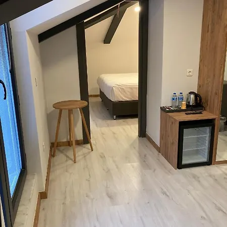 The Gate Kadikoey Downtown מלון 3*