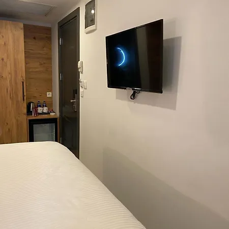 Hotel The Gate Kadikoey Downtown Stambuł