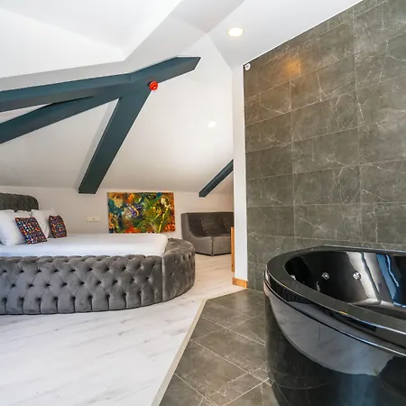 Hotel The Gate Kadikoey Downtown