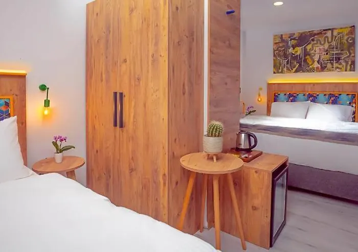 호텔 The Gate Kadikoey Downtown 3*