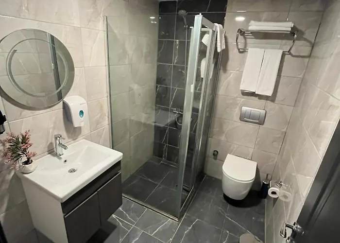 The Gate Kadikoey Downtown 3*