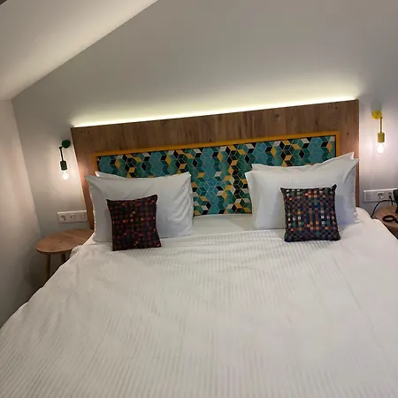 The Gate Kadikoey Downtown